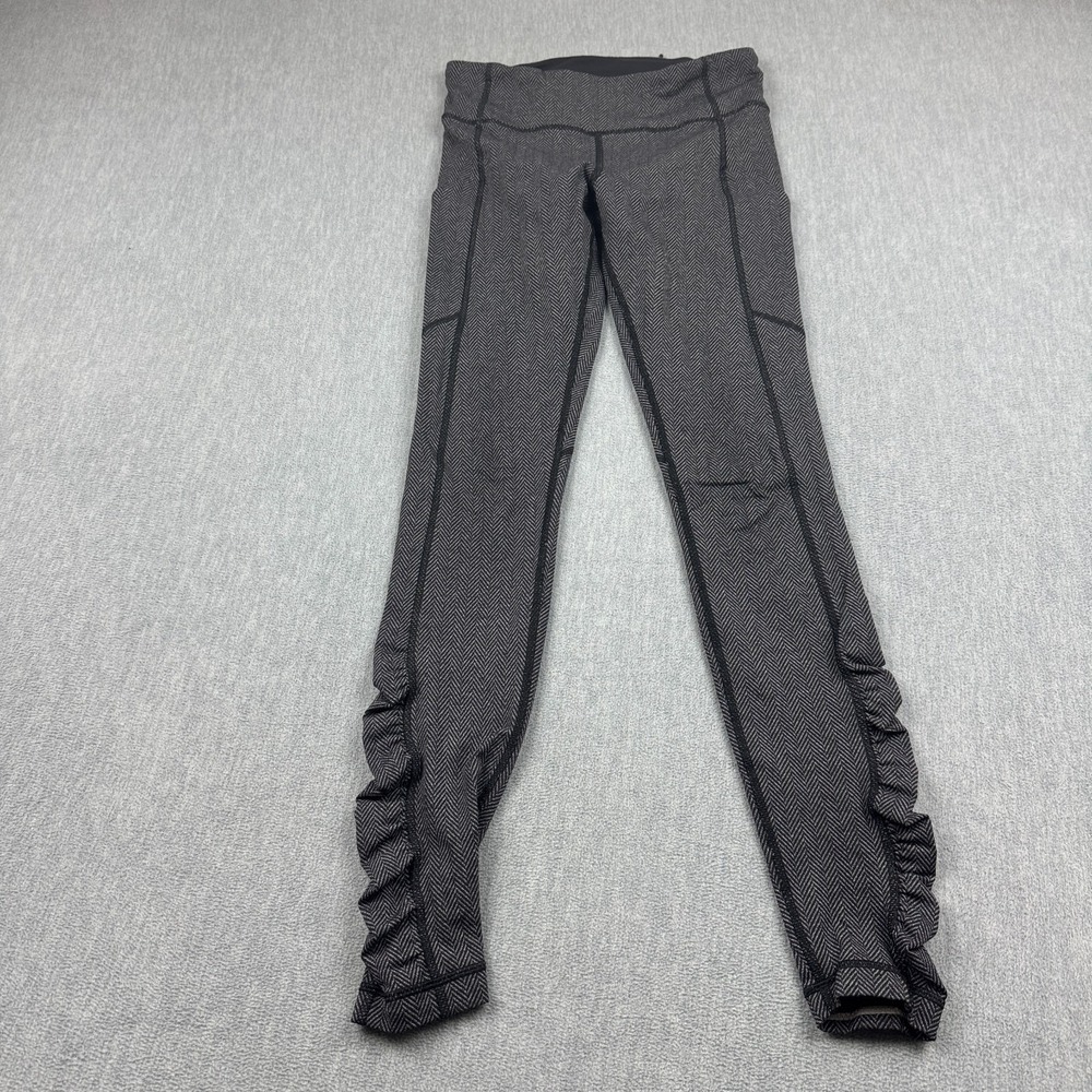 Lululemon Leggings Women 6 Gray Ghost Herringbone Turn Around Ruffle 30" Tight